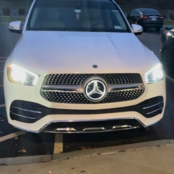 Meet your Posher, Bryan - Picture 1 of 1